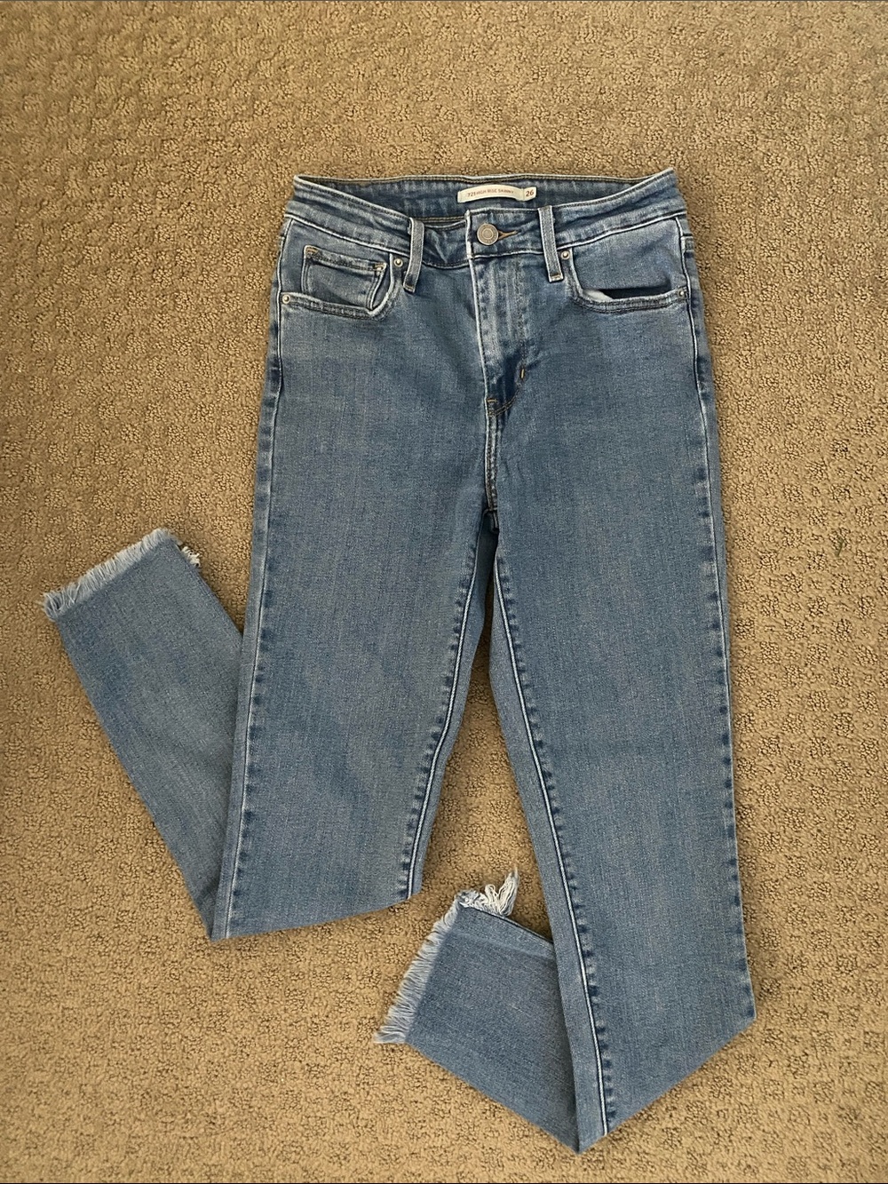 Junior’s Light Blue High Rise Skinny Jeans with Frayed Hem